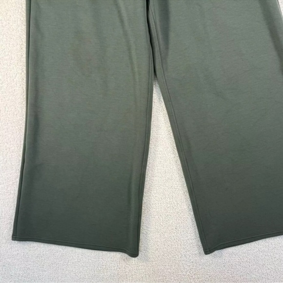 SPANX Air Essentials Wide Legs Pant 2XL Green - Picture 4 of 10